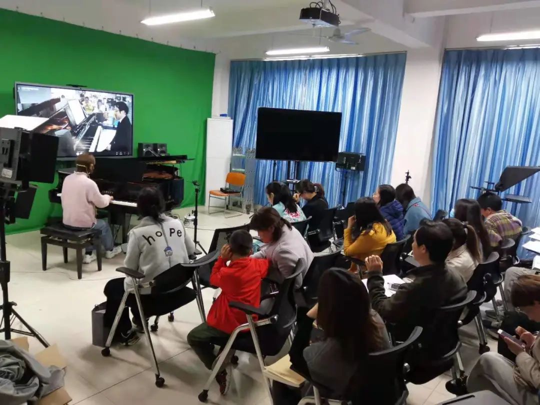 科技助力音乐教学，牵手大师零距离大师课
