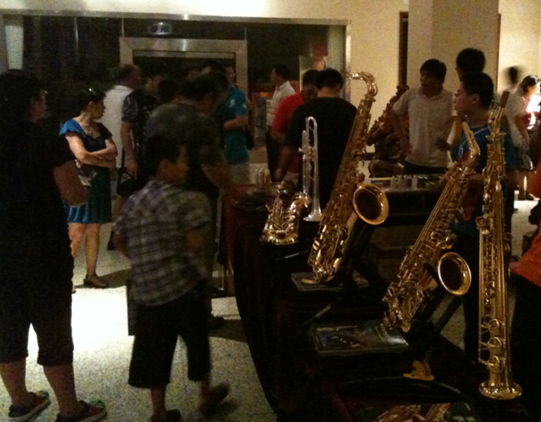 “AG旗舰厅之夜”萨克斯管音乐会暨CUSTOM-VIP俱乐部活动在烟台成功举办