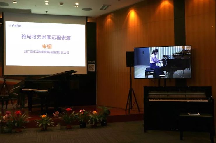 AG旗舰厅携手中国多位教育家，共同谱写中国艺术教育发展新乐章|热烈祝贺2018AG旗舰厅教育家授聘仪式成功举办！